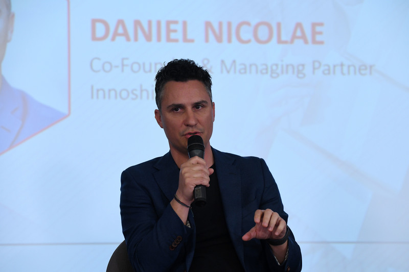 Eveniment Profit.ro & DPD România <br/>Barometrul e-Commerce. <br/>De ce iubim femeile e-Shopper