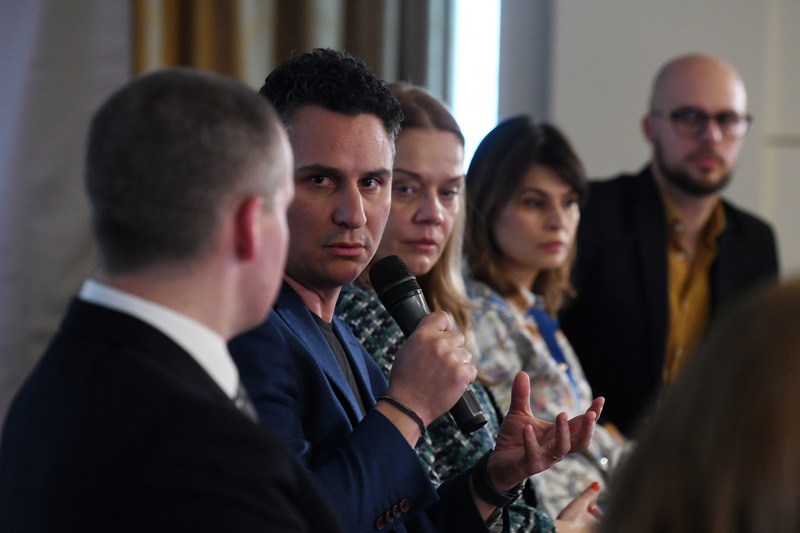 Eveniment Profit.ro & DPD România <br/>Barometrul e-Commerce. <br/>De ce iubim femeile e-Shopper