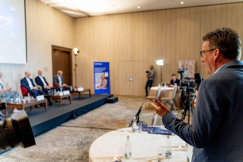 Conferința EU FUNDS Profit.ro  FirstBank  și  Visa - Finanțăm digitalizarea României - Focus Brașov - Ediția a II-a