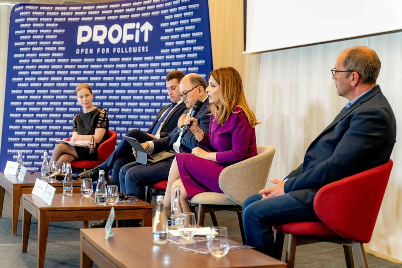 Conferința EU FUNDS Profit.ro  FirstBank  și  Visa - Finanțăm digitalizarea României - Focus Brașov - Ediția a II-a