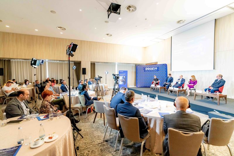 Conferința EU FUNDS Profit.ro  FirstBank  și  Visa - Finanțăm digitalizarea României - Focus Brașov - Ediția a II-a