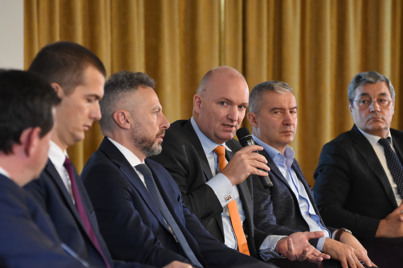 Eveniment Profit Financial.forum - Piețele financiare, între dificultățile economiei și transformarea pentru viitor - Ediția a VI-a