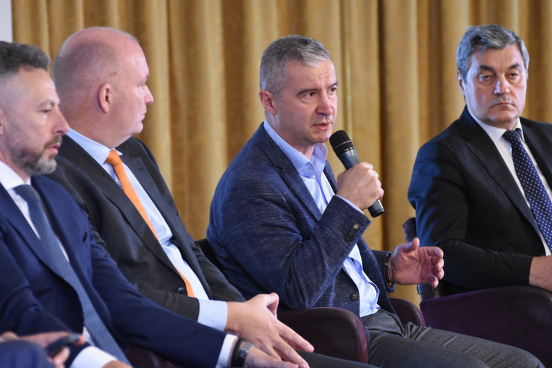 Eveniment Profit Financial.forum - Piețele financiare, între dificultățile economiei și transformarea pentru viitor - Ediția a VI-a