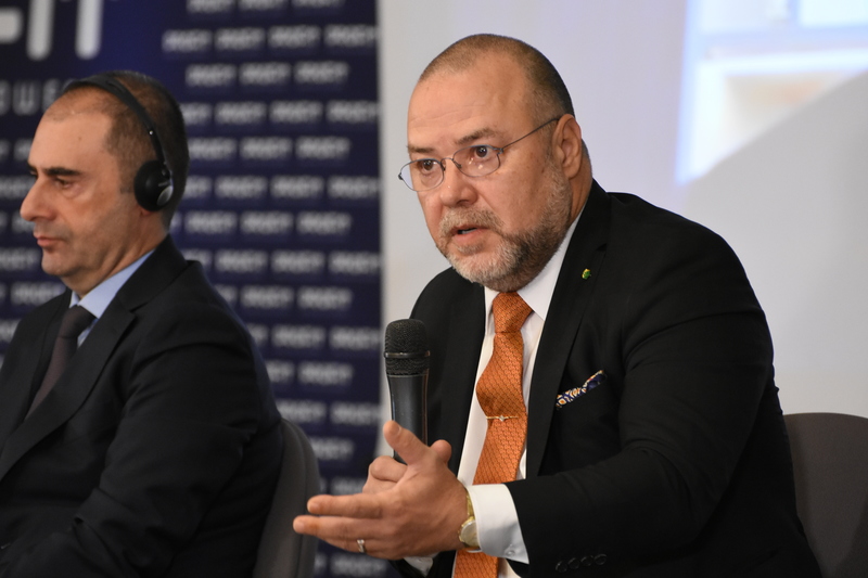 ​Eveniment Profit Financial.forum - Dezvoltarea piețelor financiare într-o perioadă de incertitudini fiscale și economice - Ediția a VII-a