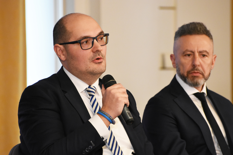 ​Eveniment Profit Financial.forum - Dezvoltarea piețelor financiare într-o perioadă de incertitudini fiscale și economice - Ediția a VII-a