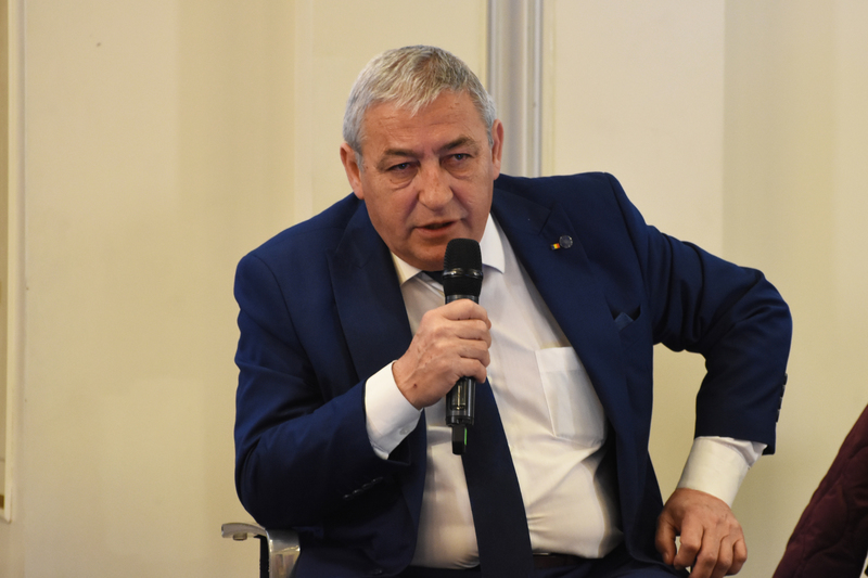 Eveniment Profit.ro IMM – Micii antreprenori, prinși în mijlocul tensiunilor economice și sociale - Ediția a V-a