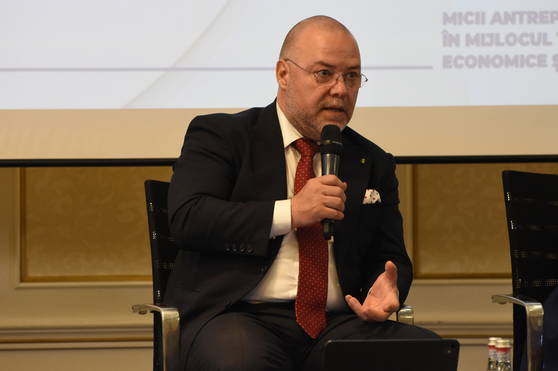 Eveniment Profit.ro IMM – Micii antreprenori, prinși în mijlocul tensiunilor economice și sociale - Ediția a V-a