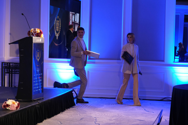 Gala aniversară - 10 ANI de "Povești cu profit... made in Romania" 2025
