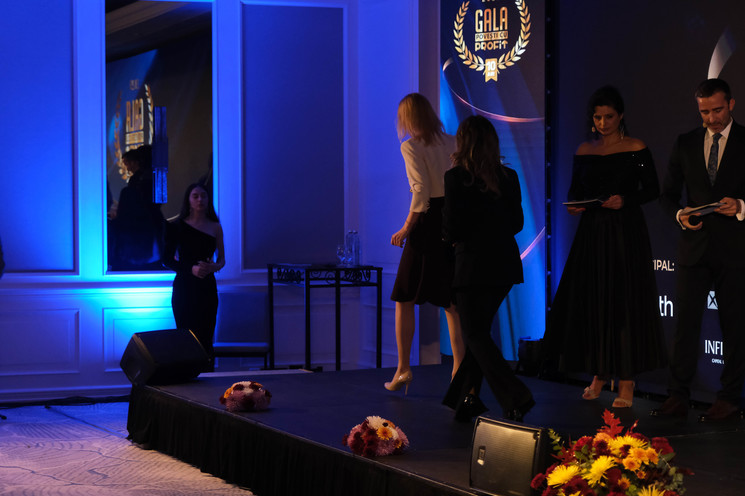 Gala aniversară - 10 ANI de "Povești cu profit... made in Romania" 2025
