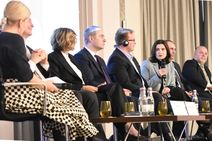 ​Eveniment Profit Financial.forum - Provocări pentru piețele financiare într-o economie marcată de dezechilibre macro și presiuni fiscale - Ed. a VIII-a