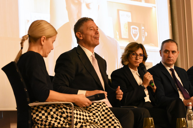 ​Eveniment Profit Financial.forum - Provocări pentru piețele financiare într-o economie marcată de dezechilibre macro și presiuni fiscale - Ed. a VIII-a