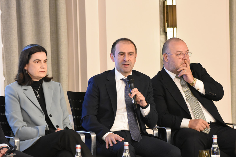 ​Eveniment Profit Financial.forum - Provocări pentru piețele financiare într-o economie marcată de dezechilibre macro și presiuni fiscale - Ed. a VIII-a