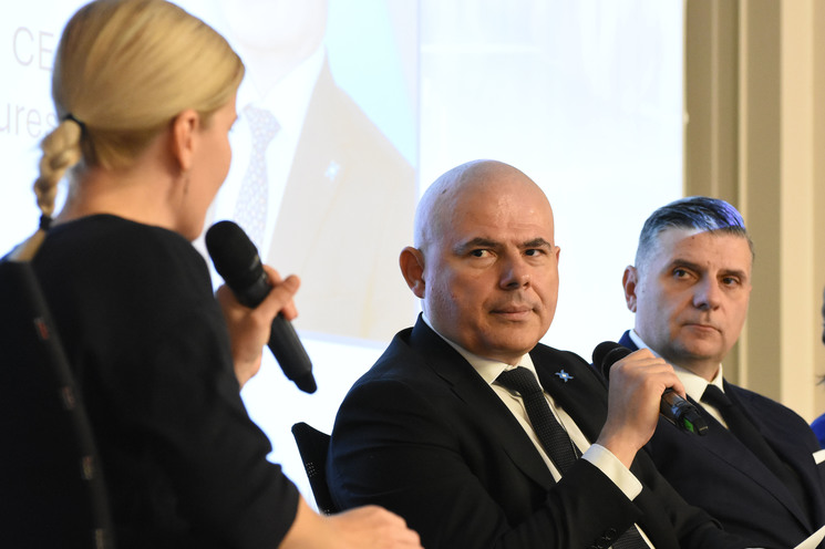 ​Eveniment Profit Financial.forum - Provocări pentru piețele financiare într-o economie marcată de dezechilibre macro și presiuni fiscale - Ed. a VIII-a