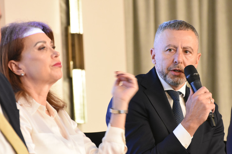 ​Eveniment Profit Financial.forum - Provocări pentru piețele financiare într-o economie marcată de dezechilibre macro și presiuni fiscale - Ed. a VIII-a