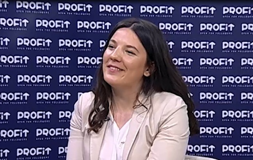 VIDEO Simona Crăciun, fondator Tortdebezea.ro, la Profit LIVE: Profit cu bezea. Business de la un tort de bezea făcut pentru ziua tatălui