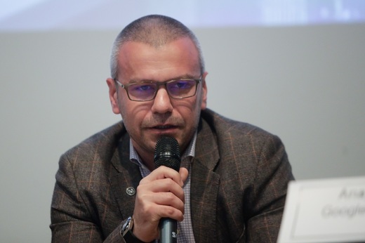 WeLoveDigital.forum Floarea, certSIGN: Mentalitatea este principalul obstacol în procesul de digitalizare a unei companii