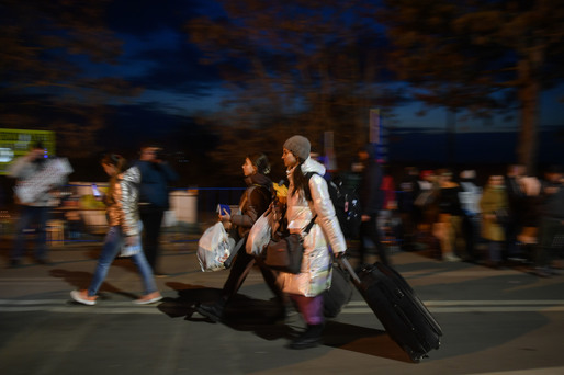 GALERIE FOTO Val de refugiați din Ucraina spre România. Guvernul are în analiză accesul lor pe piața muncii. Aproape 2.700 de persoane din Ucraina sunt angajate acum în România