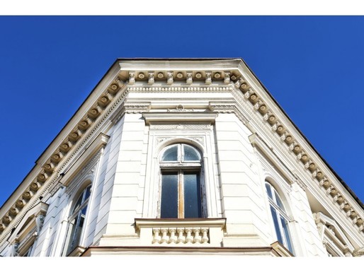 GALERIE FOTO Casa unui fost ministru în perioada interbelică, scoasă la vânzare pentru 3,7 milioane de euro
