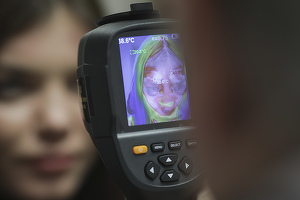 Suspiciune de coronavirus la o angajată de la OSIM
