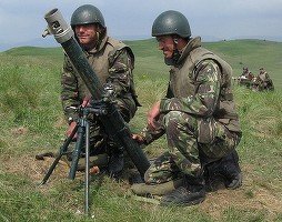 DOCUMENT Marea Înnoire: Armata își cumpără uniforme de luptă și încălțăminte de sute de milioane de lei