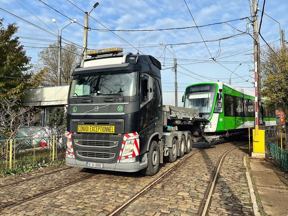FOTO Astra Arad a livrat capitalei un nou tramvai