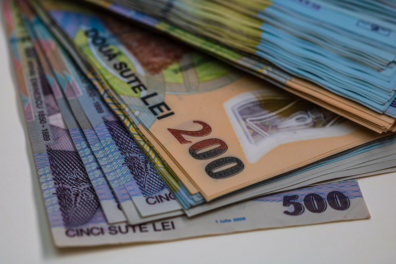 ULTIMA ORĂ DOCUMENT Fără impozite noi în 2027 și 2028, scăderea TVA la 19% imediat cum se poate, indexarea pensiilor și alocațiilor în 2027, cu menținerea traiectoriei de deficit - Programul Guvernului Mureșan