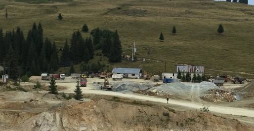 Producția minei de la Mănăila a scăzut cu circa o treime în ultimul trimestru, din cauza întreruperii temporare a activității pentru lucrări de consolidare
