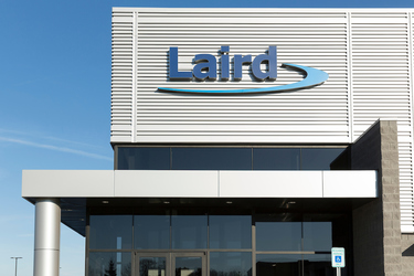 Grupul britanic Laird, printre principalii jucători din industria tehnologică electronică, furnizor pentru Samsung, Apple, BMW și NASA, deschide primul său centru de design din România și lansează angajări