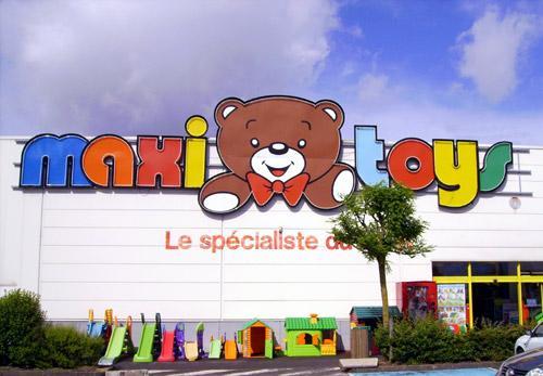 Tranzacție: O firmă portugheză de investiții cumpără inclusiv contractele de franciză ale Maxi Toys din România 