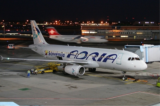 Un nou colaps în industria aeriană europeană. Compania slovenă Adria Airways, care reluase cursele aeriene directe spre București, intră în faliment