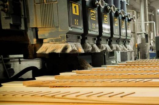 Fabrica de mobilă Sortilemn, furnizor Ikea, își suspendă activitatea