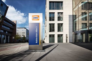 Tranzacție: DKV Euro Service și Ovidiu-Ioan Andrieș preiau Smart Diesel Group