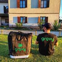 VIDEO Nou jucător pe piața de livrări rapide și supermarketuri online: compania germană Grovy vine în România promițând livrare în 10 minute