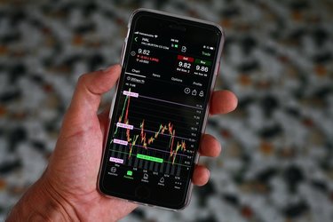 iBanFirst România: Vom încheia anul cu plăți intermediate de peste 1 miliard de euro, dublu față de 2022; peste 50% dintre IMM-uri colaborează cu fintech-uri. Ce va fi cu leul vs euro