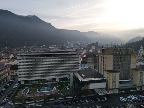FOTO Aro-Palace Brașov, celebrul hotel proiectat de nepotul lui Ion Creangă - pas pentru a intra în familia gigantului Hyatt