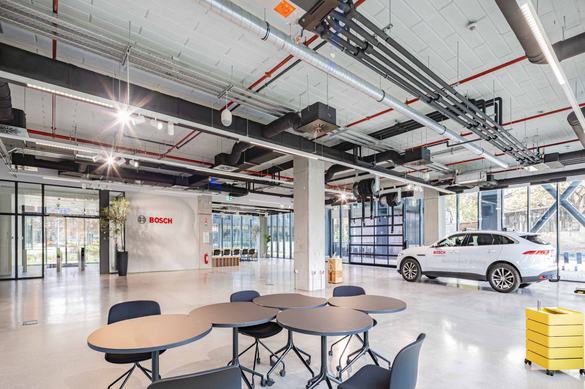 FOTO Bosch inaugurează a doua clădire de birouri pentru Centrul de Inginerie din Cluj, investiție de 21 milioane euro