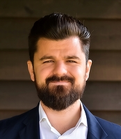 Aqurate atinge pragul primelor 100 de magazine online clienți și vizează o nouă rundă de finanțare seed