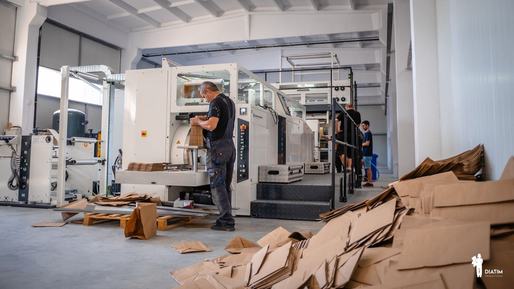 FOTO Fabrica de ambalaje Exonia a investit 2,5 milioane euro în ”cea mai performantă și scumpă linie tehnologică din lume”