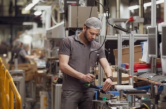 Italienii de la De'Longhi, afaceri și profit net în creștere în România