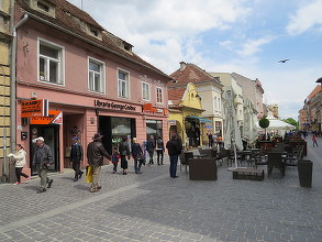 Lion Capital se axează pe investițiile în România și nu caută oportunități în străinătate. “Aici avem experiență.”