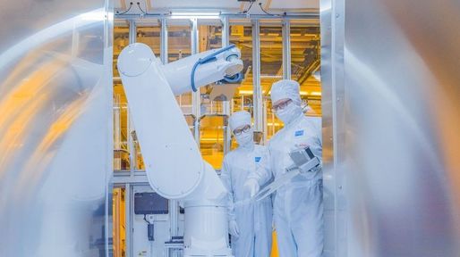 Bosch a inaugurat la Dresda o fabrică de plăcuțe semiconductoare, investiție de 1 miliard de euro, cea mai mare investiție din istoria companiei