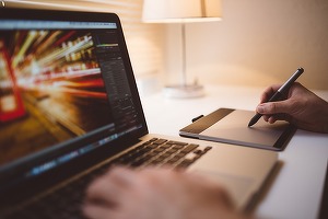 Utilizatorii de computere din România folosesc software nelicențiat la cote alarmante - studiu