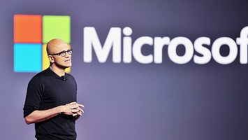 Microsoft este o companie mai fericită cu Nadella la conducere. Angajații sunt mai mulțumiți decât cei de la Apple