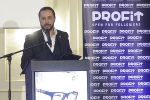 Gala Povești cu Profit Made în România: Cristian Pandel, fondator și proprietar al Christian Tour, rarisim la evenimente publice - Am început într-un subsol, cu toate greutățile unui antreprenor