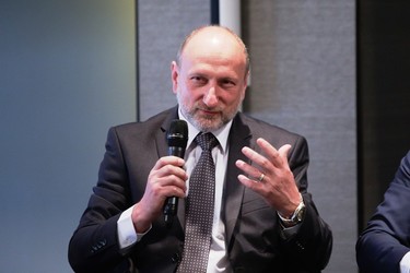 Tobescu, ANRE, la Profit Energy.forum: Nu putem face protecție socială în locul Guvernului