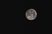 SUA pun un reactor nuclear pe Lună 