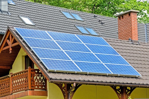 Casa Verde Fotovoltaice dispare, apare Casa Verde Baterii - plan aflat pe masa ministrului