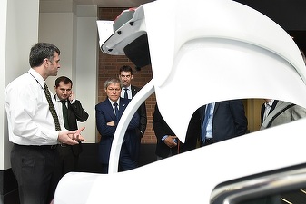 Confirmare: Guvernul cere Ford să se implice în dezvoltarea și extinderea producției de mașini ecologice și electrice