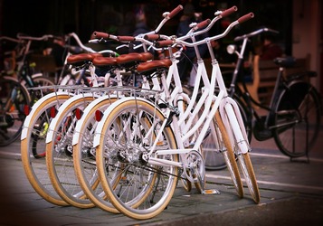 UE prelungește cu încă 5 ani taxele antidumping pentru importurile de biciclete din China. România - unul dintre principalii producători de biciclete din Uniune
