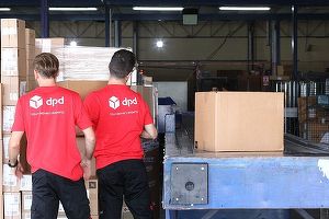 Compania de curierat DPD se extinde în România. Piața de comerț electronic din România are potențialul să înregistreze cea mai mare creștere din UE